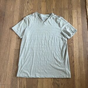 Merona Gray Short Sleeve Tee with Crew Neck Design